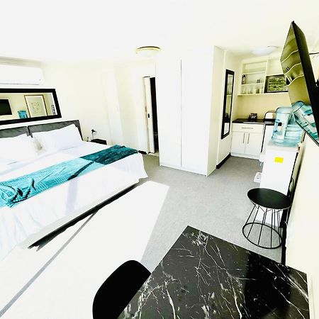 Hotel Vibes Cape Town Plattekloof Esterno foto